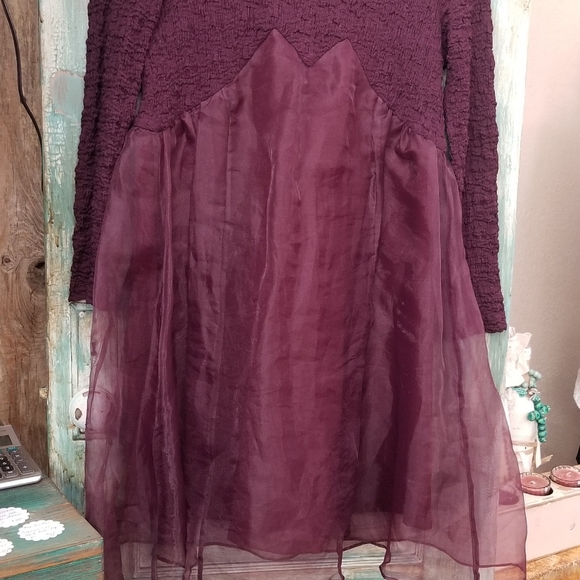 Dress - Picture 2 of 4